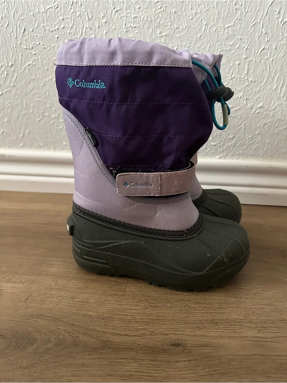 Kids Columbia Waterproof Winter Boots in Purple and Lilac